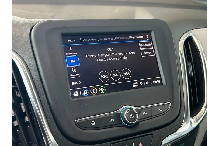 $13789 : Chevrolet Equinox 2022 LS 4d image 7