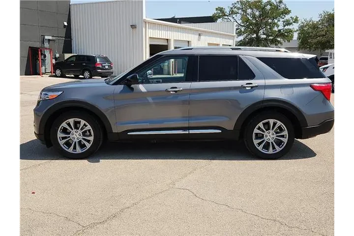 $31995 : Ford Explorer 2023 Limited 4 image 2