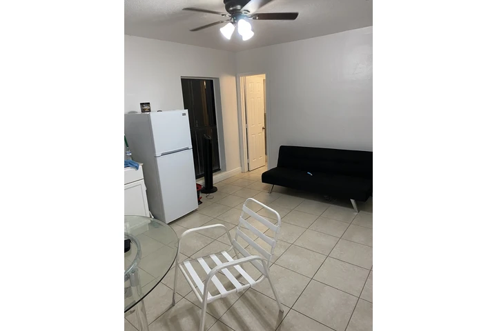$1200 : Efichensy image 3