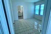 $1700 : South-Gate 3 & 2 Bath thumbnail