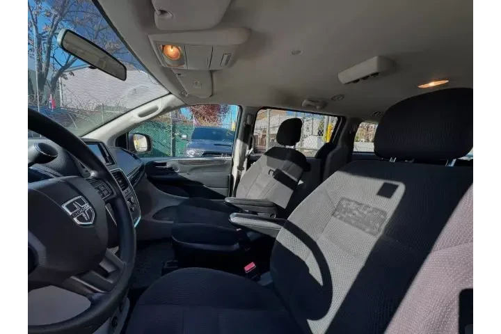 2018 DODGE GRAND CARAVAN PASS image 5