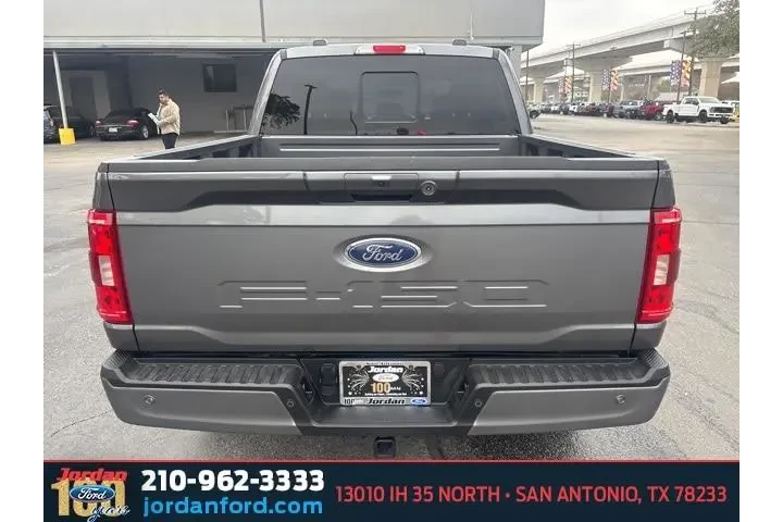 $38166 : Ford F-150 2022 4x4 XLT 4dr image 8