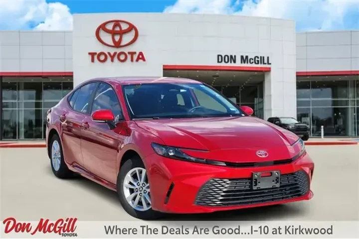 $28993 : Toyota Camry 2025 AWD SE 4dr image 1