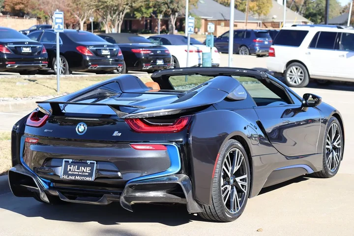 $65998 : 2019 i8 Roadster image 10