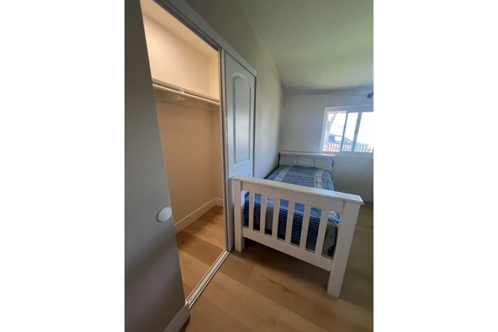 $650 : Garden Grove image 1