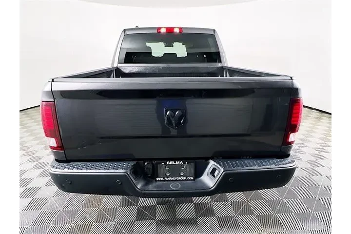 $27800 : Ram 1500 Classic 2024 4x2 SL image 6