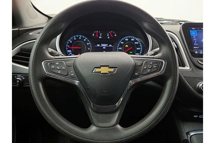 $18998 : Chevrolet Malibu 2023 LT 4dr image 10