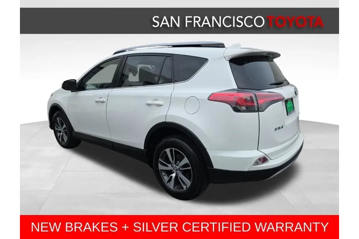 $22588 : Silver Certified 2018 RAV4 XLE image 3