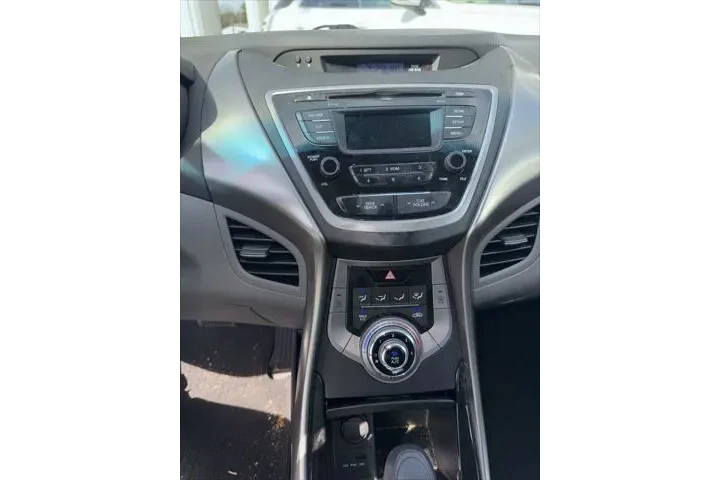 $8451 : Hyundai ELANTRA 2013 GLS 4dr image 8