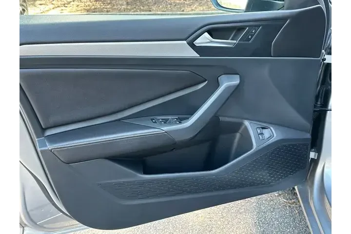 $16996 : Volkswagen Jetta 2023 Sport image 10