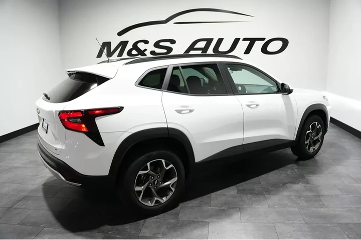 $21999 : 2025 Trax image 9