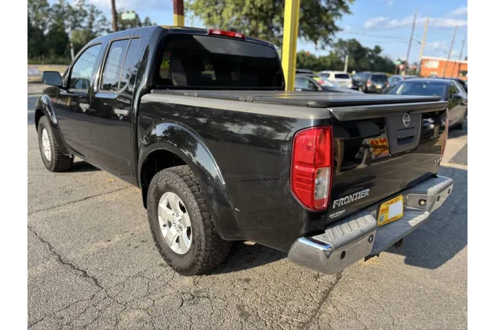 2013 Frontier SV image 7
