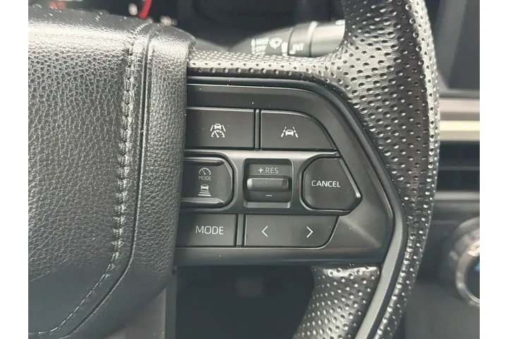 $37999 : Toyota Tacoma 2024 4x4 SR5 4 image 9