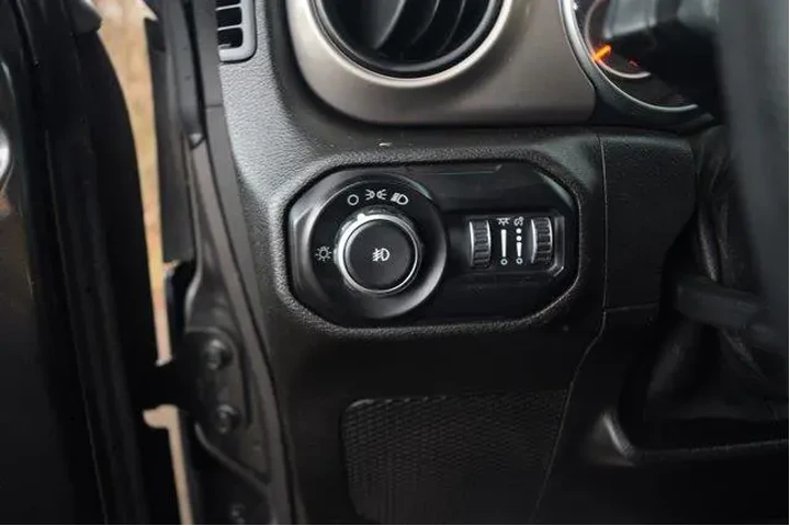 $18000 : Jeep Wrangler Unlimited 2019 image 7