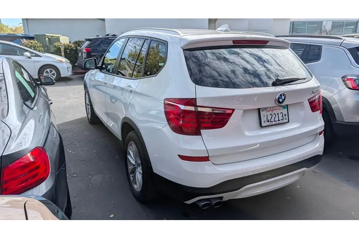 $14990 : 2016 X3 xDrive28i image 3