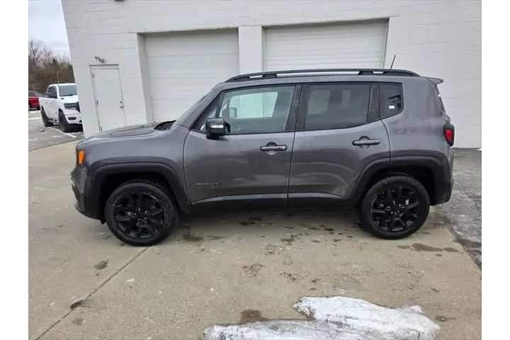 $14000 : Jeep Renegade 2018 4x4 Latit image 8