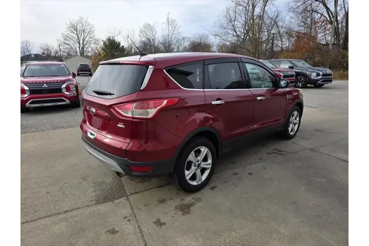 $4800 : Ford Escape 2016 AWD SE 4dr image 5