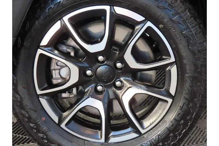 $22421 : Jeep Compass 2024 4x4 Trailh image 7