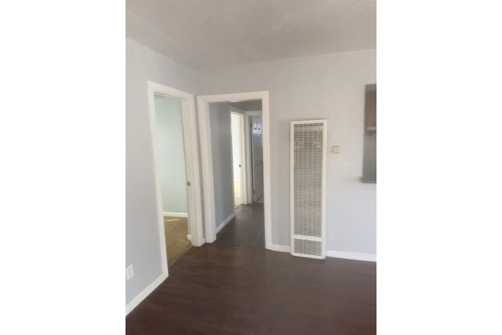 $3500 : Casa de renta en Compton image 7