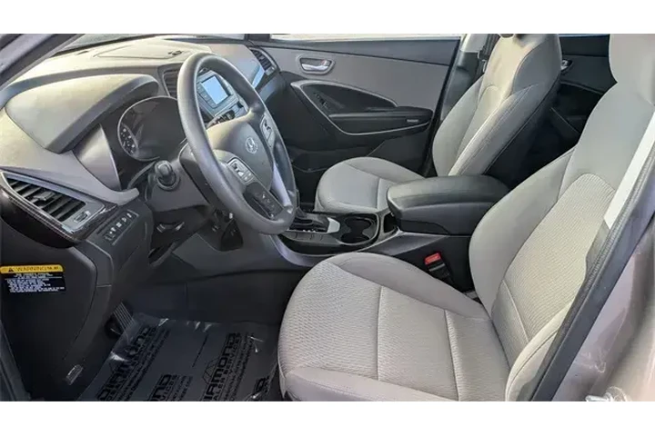 $13000 : Hyundai SANTA FE Sport 2018 image 9