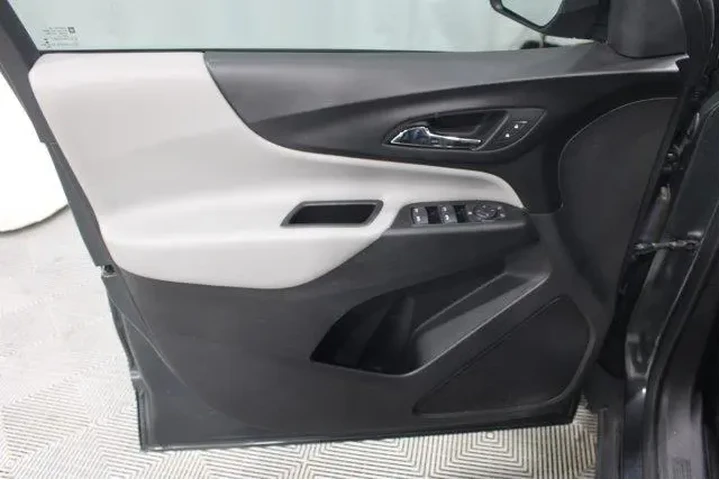$21982 : Chevrolet Equinox 2020 4x4 L image 6