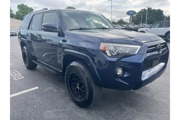 $44489 : Toyota 4Runner 2023 4x4 SR5 image 7