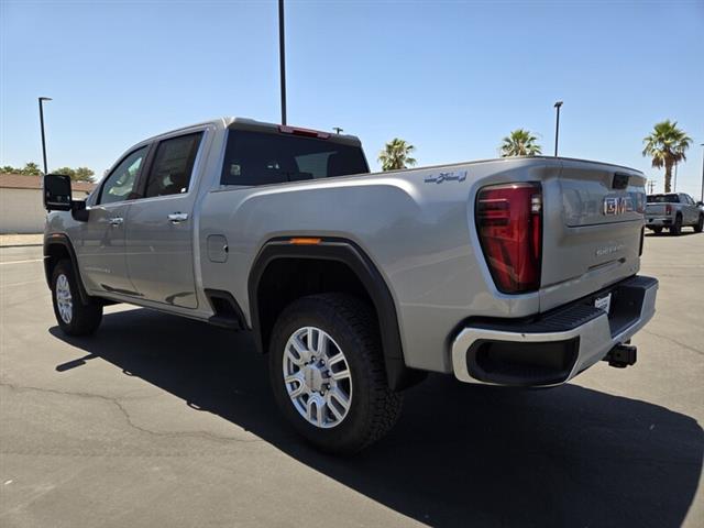 $75663 : New 2024 Sierra 2500 HD SLT image 4