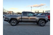 $31513 : Toyota Tacoma 2022 4x4 TRD S thumbnail