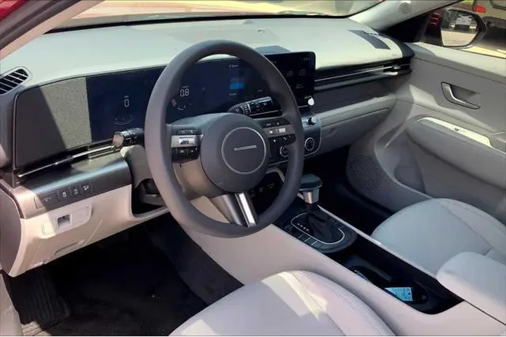 $22453 : Hyundai KONA 2025 SE 4dr Cro image 9
