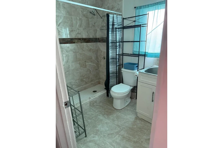 $1 : APARTAMENTO INDEPENDIENTE image 6