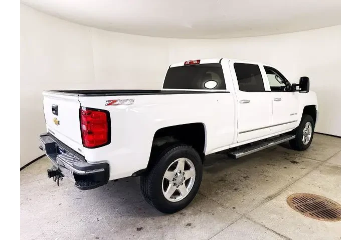 $39843 : Chevrolet Silverado 2500HD 2 image 7