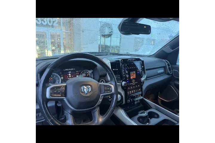 $33599 : Ram 1500 2019 4x4 Laramie 4d image 7