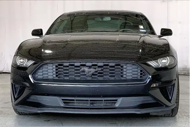$16811 : Ford Mustang 2018 EcoBoost 2 image 3