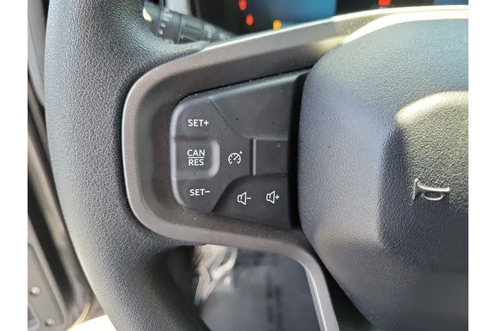 $39988 : Ford Bronco 2025 4x4 Base 4d image 5