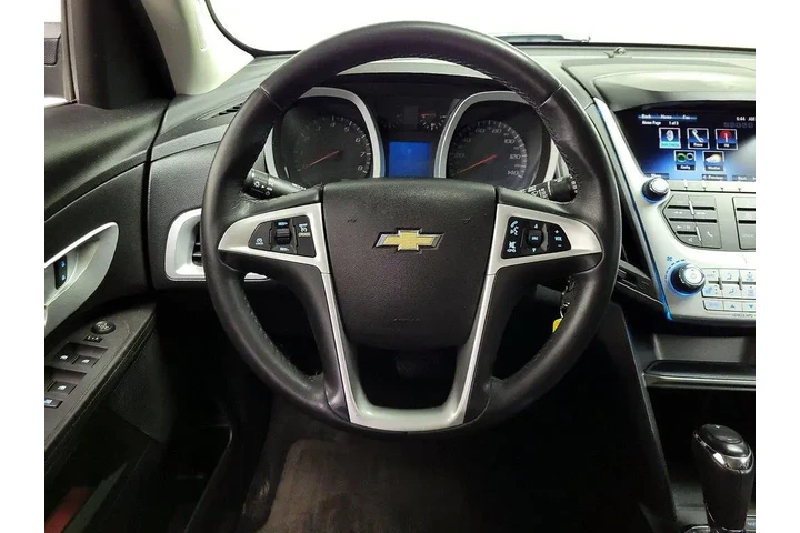$13599 : Chevrolet Equinox 2016 LT 4d image 10