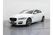 $17998 : Jaguar XE 2018 AWD 35t Premi thumbnail