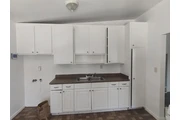 Cozy 2-bedroom, 1-bath home wi en San Bernardino