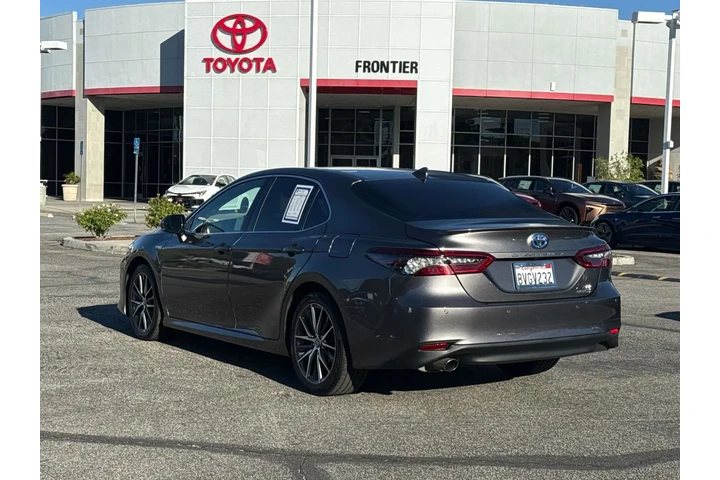 $29870 : Toyota Camry Hybrid 2021 XLE image 5