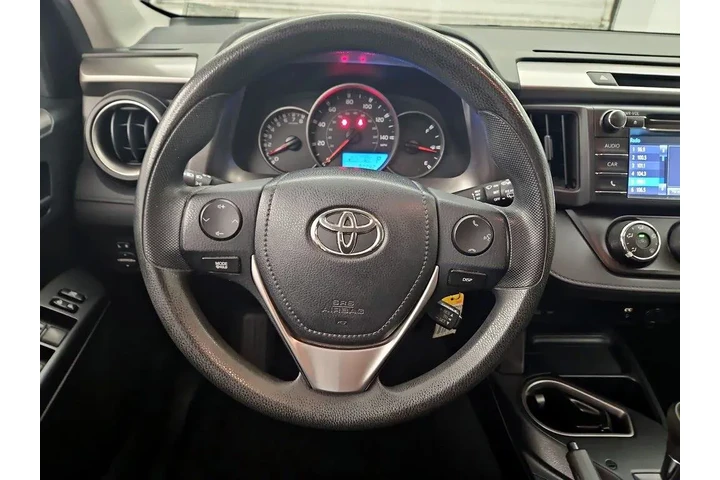 $17998 : Toyota RAV4 2016 LE 4dr SUV image 10