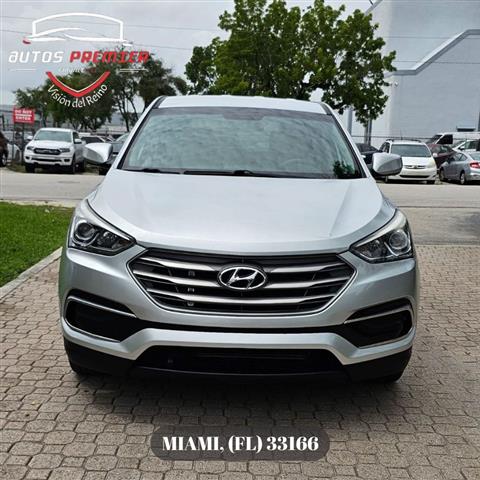 $12900 : Hyundai Santa Fe Sport 2018 image 2