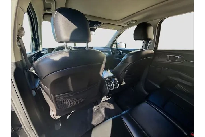 $19388 : Kia Sorento 2021 AWD S 4dr S image 5