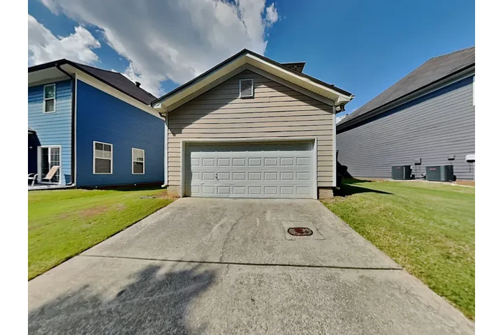 $1250 : Affordable Apartments For Rent image 10