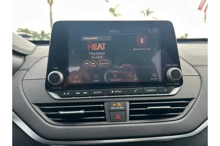 $14995 : Nissan Altima 2020 2.5 SV 4d image 7