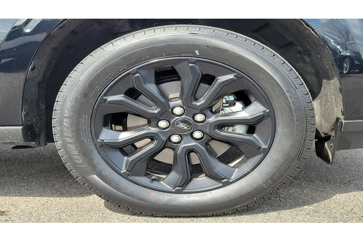 $28445 : Ford Maverick 2023 AWD XLT 4 image 1