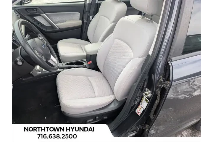 $21233 : Subaru Forester 2018 AWD 2.5 image 10