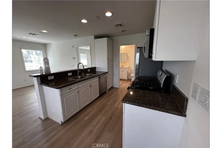 $1000 : Nueva ADU de 1 dormitorio y 1 image 6