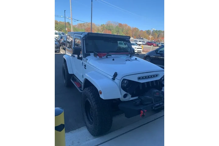 $16924 : Jeep Wrangler 2015 4x4 Sahar image 2