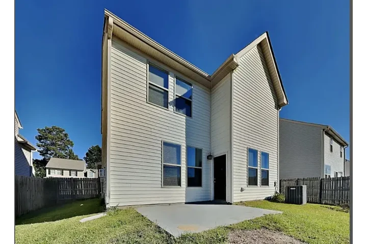 $1300 : Low income house for rent image 9