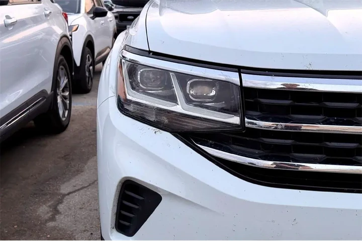 $18899 : Volkswagen Atlas Cross Sport image 3