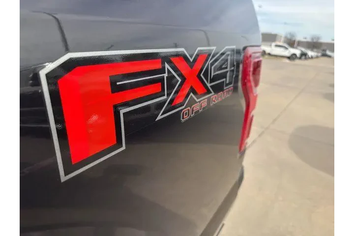 $26487 : Ford F-150 2019 4x4 XLT 4dr image 9